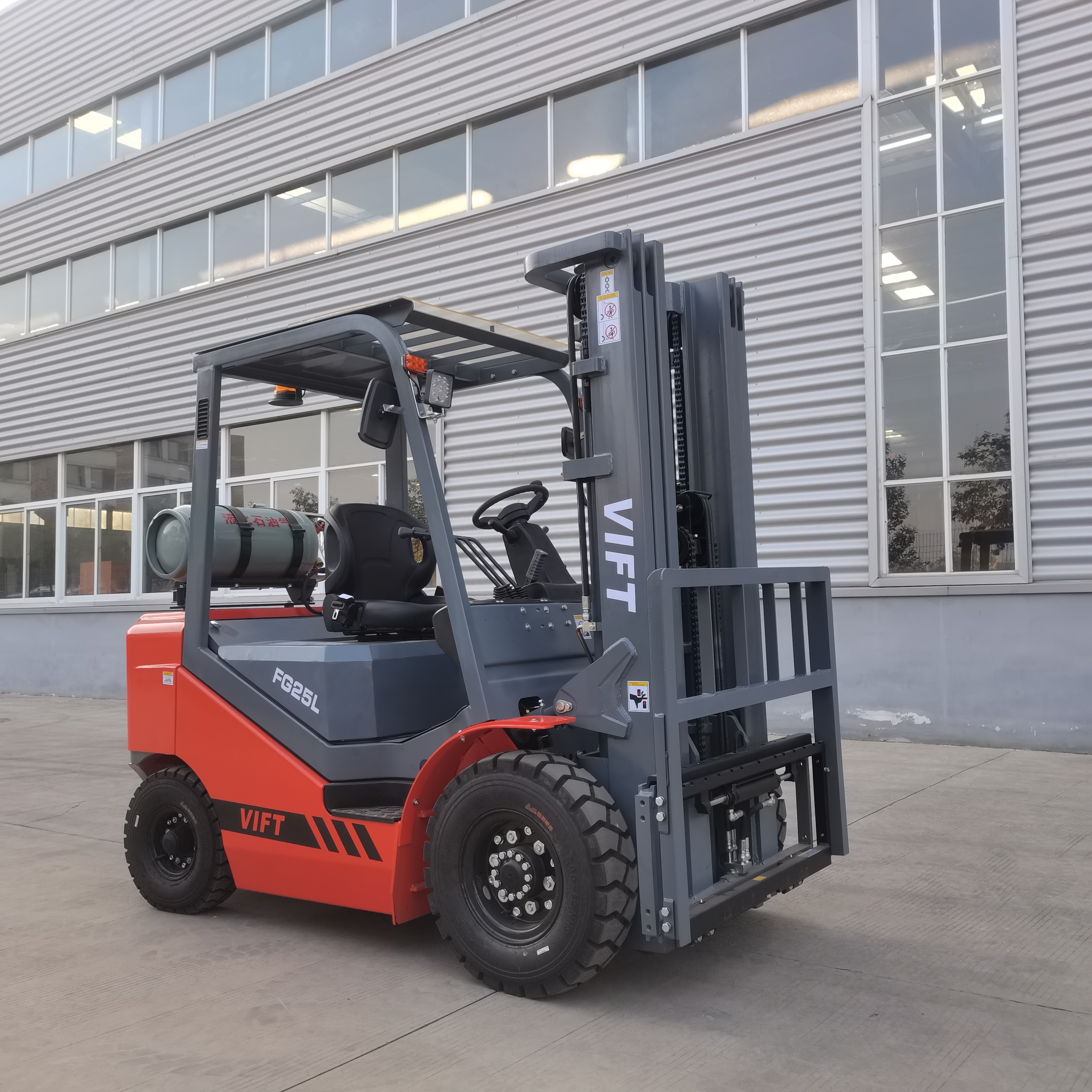 Forklift 2 ton 2.5 ton Tier 4 engine 5000 lb LPG gas lift truck propane forklift for US market