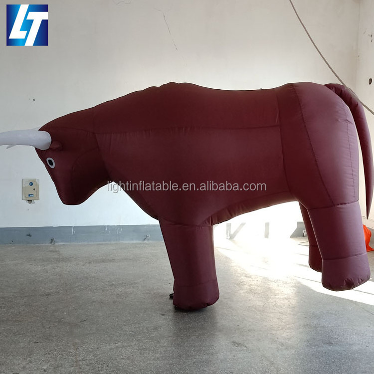 Portable giant life size inflatable cow balloon for advertising decoration