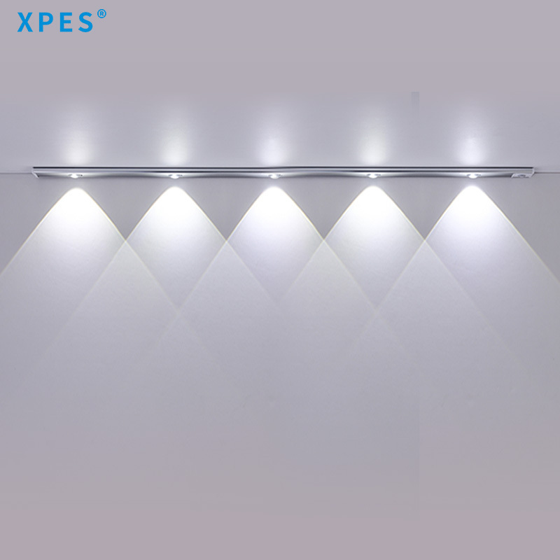 10000 Hours Lifespan Cabinet Closet Light Remote Control 2-Year Warranty Down Shade Direction 6000K Cabinet Lights