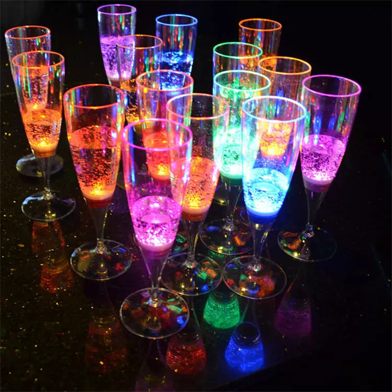 Custom Party Supplies Glowing in the Dark Cup Replaceable Battery Dishwasher Safe LED Light Up Wine Drinking Glass