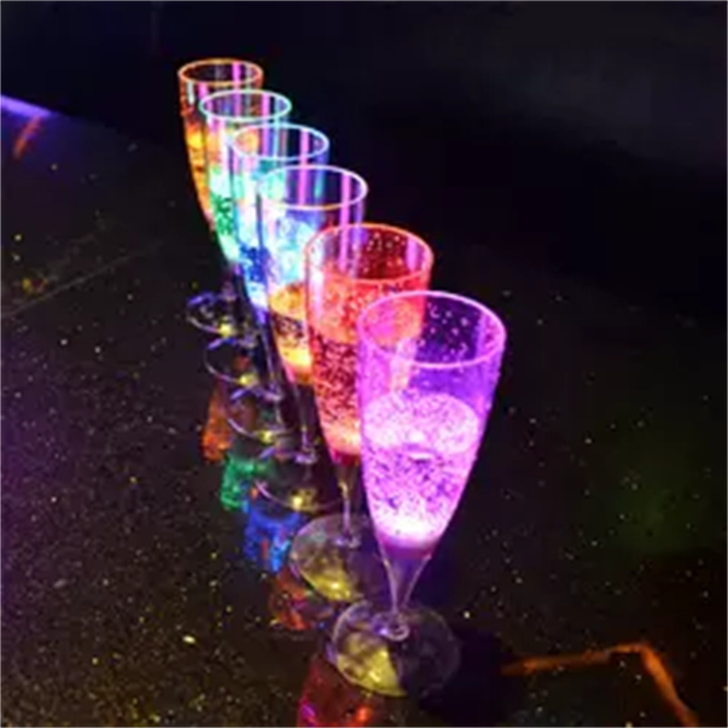 Customized safe material Led growing cup bar party martini drinking glasses acrylic champagne flute mojito wine plastic cups