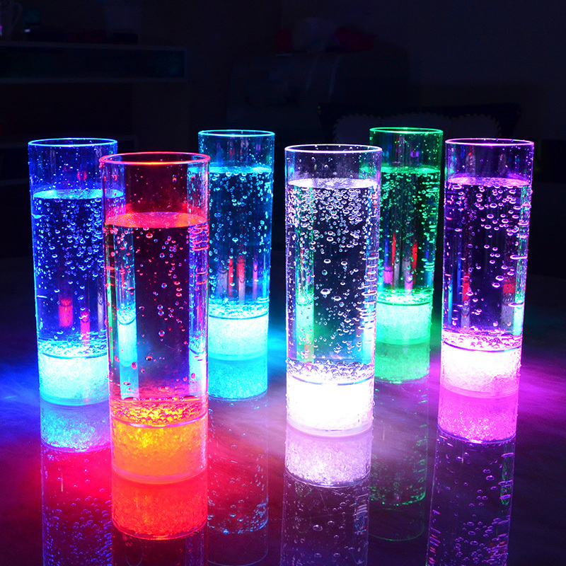 All Purpose Party Supplies Decoration Dishwasher Safe Beer Glass  Replaceable Battery LED Light Up Light Up Highball Tumblers