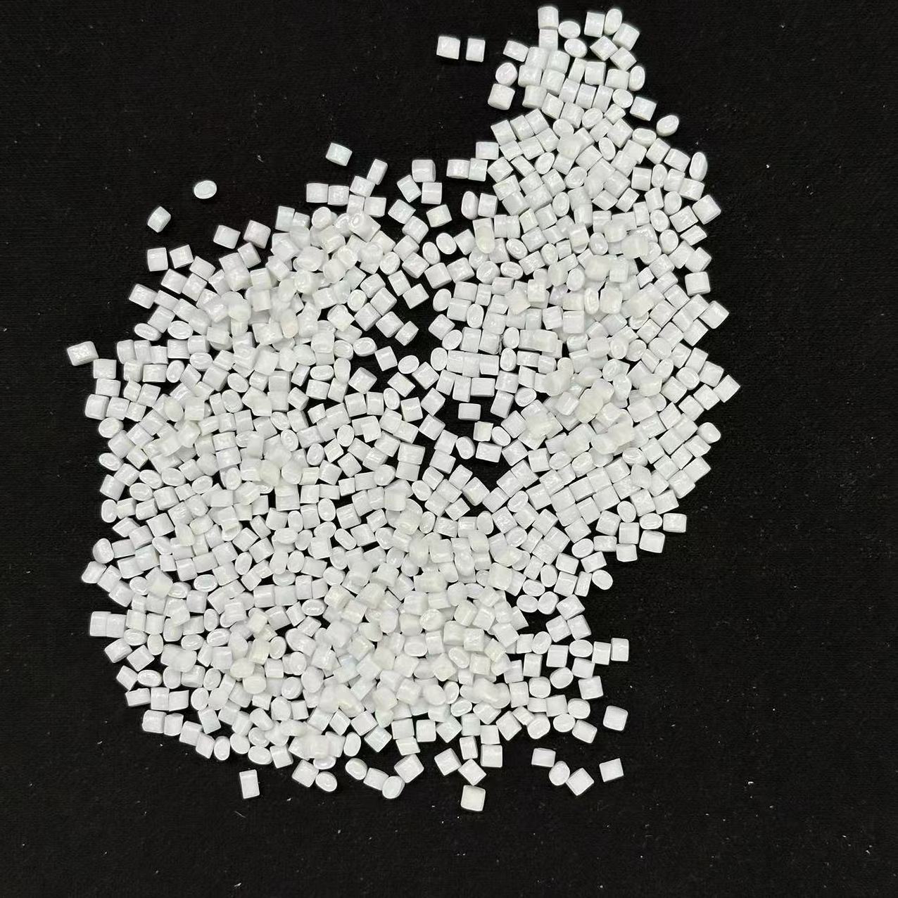 Best price CR-8863 PET Bottles Plastic Scrap /PET Granules Bottle-grade PET Chip