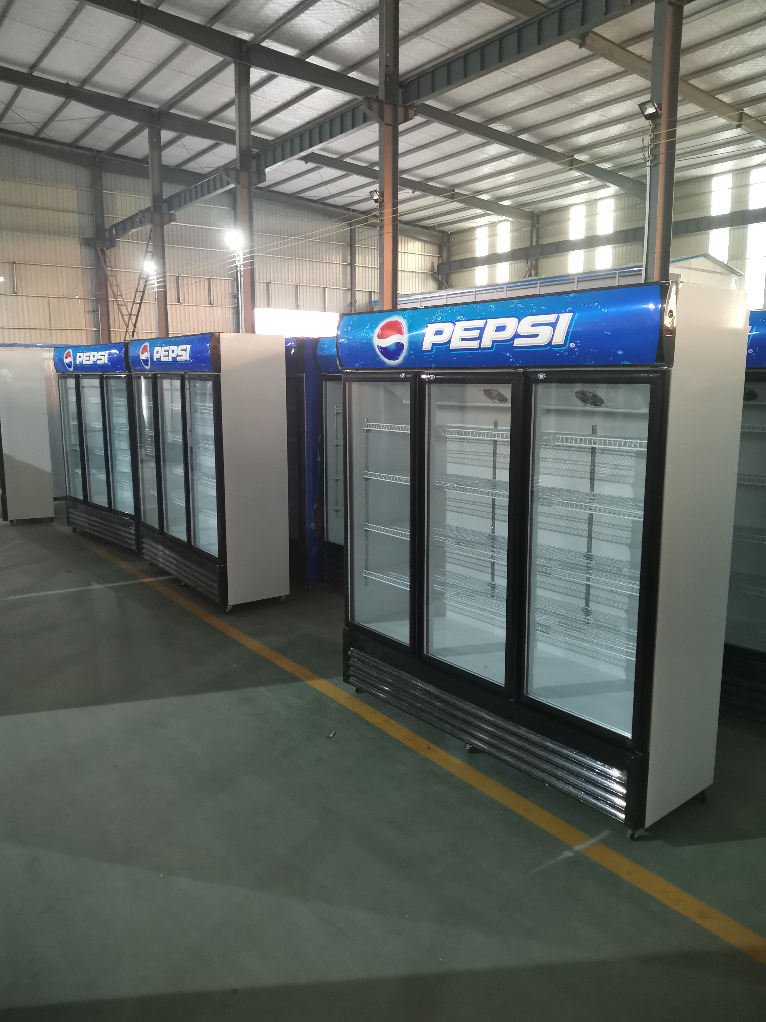 Refrigeration Equipment Beverage Box Beverage Freezer Coca  Pepsi