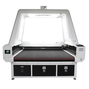 Lihua Large Vision Ccd Camera Digital Laser Cutting Machine With Conveyor Table For Curtain Fabric Cloth