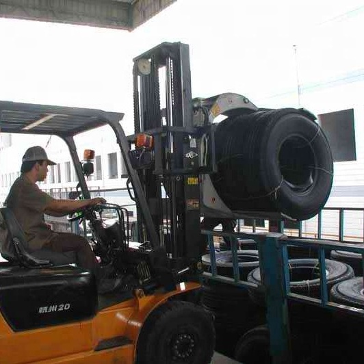 Forklift tire / tyre clamp attachment with 1.2 / 2 ton capacity