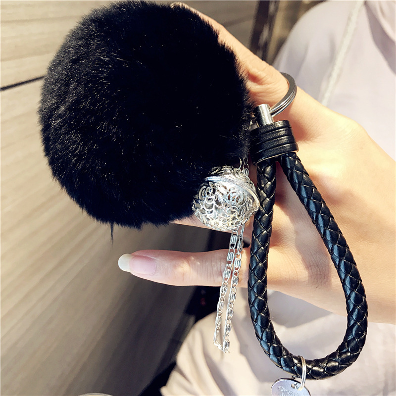 b Lilangda 2023 Ball Pendant Key Chain, Cute Plush Key Pendant Female Bell Bell Bag Pendant Wool Ball Keychain