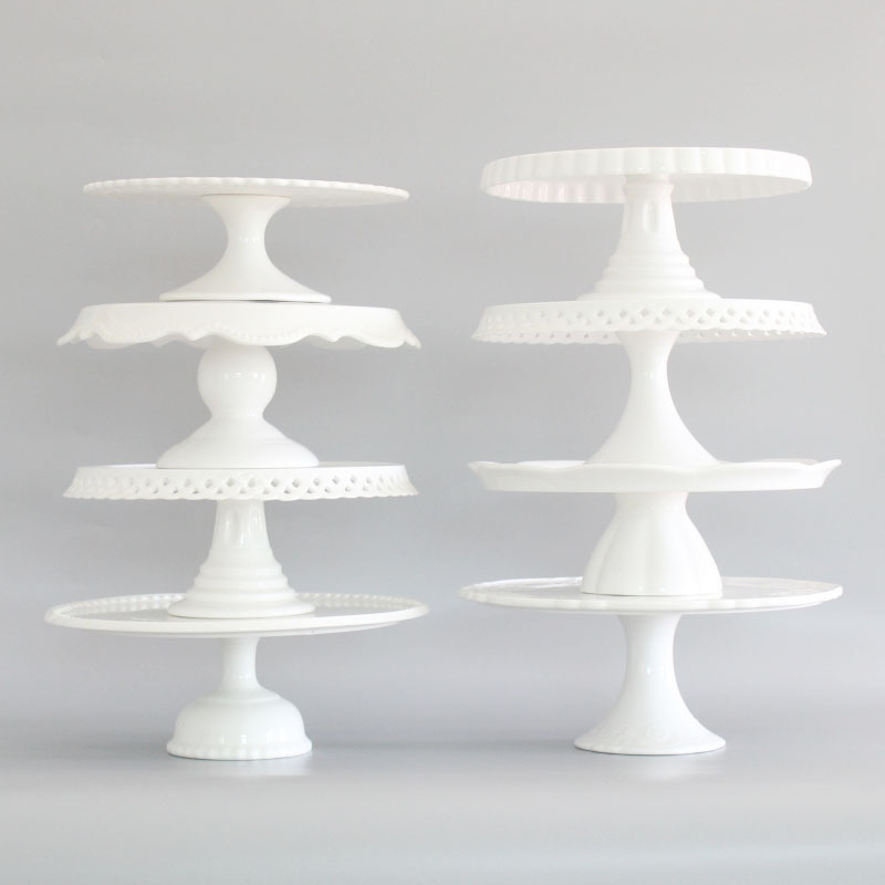 all kinds custom design wholesale kitchen cake tools lace emboss wavy rim display white ceramic cake stand