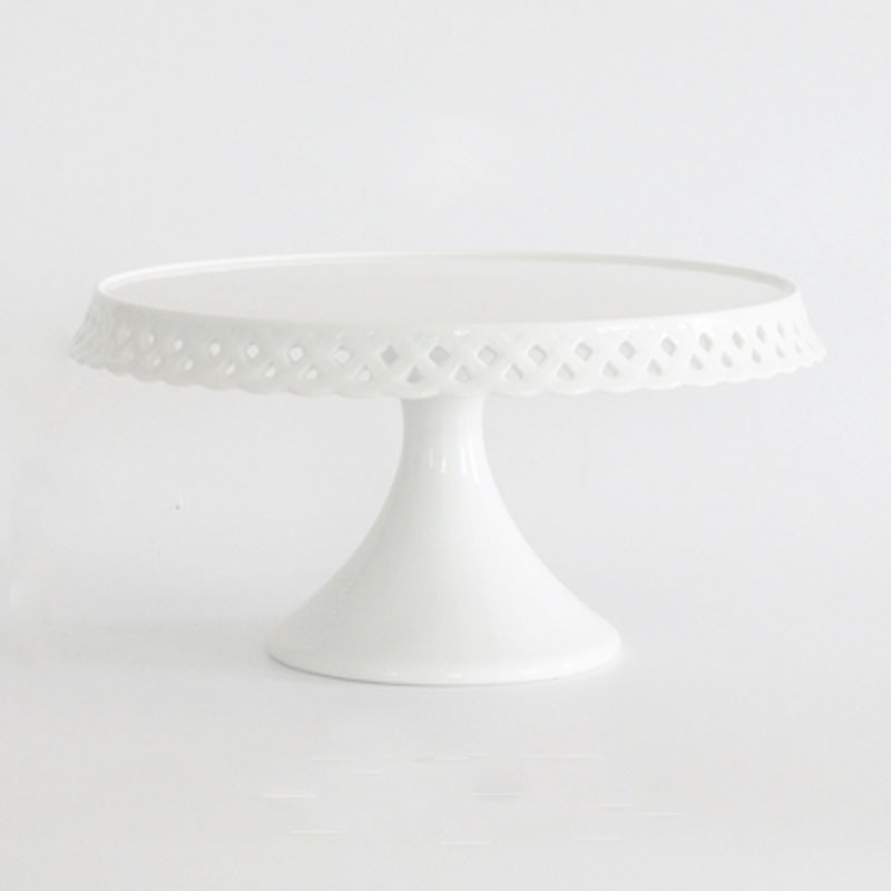 all kinds custom design wholesale kitchen cake tools lace emboss wavy rim display white ceramic cake stand