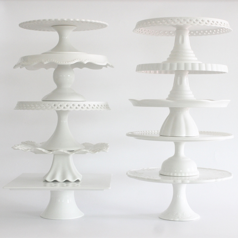 all kinds custom design wholesale kitchen cake tools lace emboss wavy rim display white ceramic cake stand