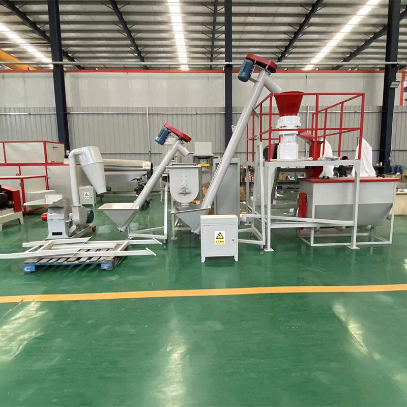 Chicken Feed Mixer And Grinder Machine Automatic Cattle Rabbit Feed Manufacturing Granulator Machine Production Line In Kenya