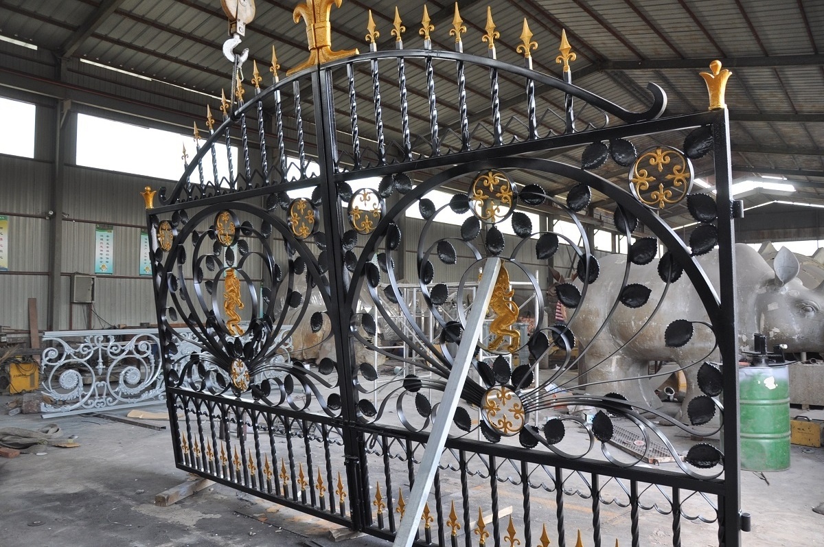 Customized wrought iron driveway gate high end villa used wrought iron door gates iron pipe gate design