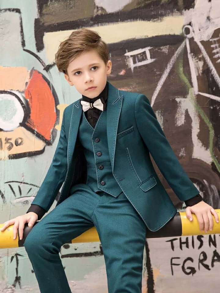 Boy's suit three suits dress gown handsome British spring new piano performance model walk show Costume