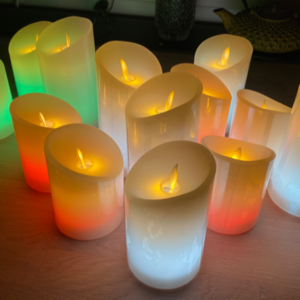 Manufacturer Wholesale H 4" 5" 6" 7" 8" 9"   Real Wax Pillar Candle Flickering Flameless Led Candle with Remotal Contral