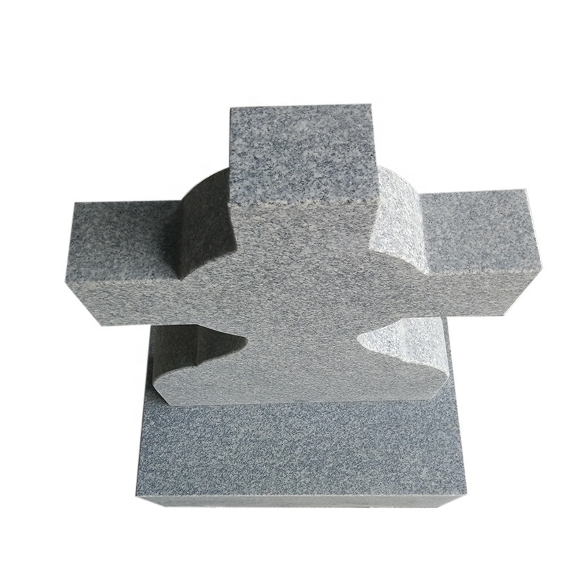 Modern European Style High Polished Granite Carved Headstone Tombstone Sculpture Gravestone for Outdoor Cemetery Use