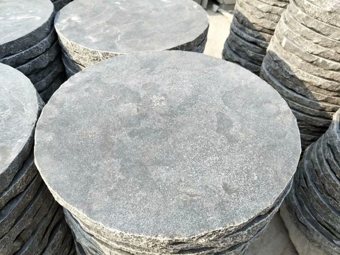 Low Price Irregular Shape Natural Flag Stone Natural Flag Stone Bluestone Paving Tiles