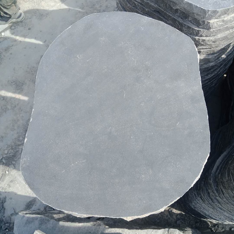 Low-Priced Irregular Blue Limestone Flagstone Good Quality Honed Finish for Outdoor Garden Stepping Stone Random Shape