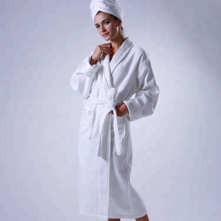 Hyatt Ritz-Carlton Four Season Shangri-La Hotel Bathrobe