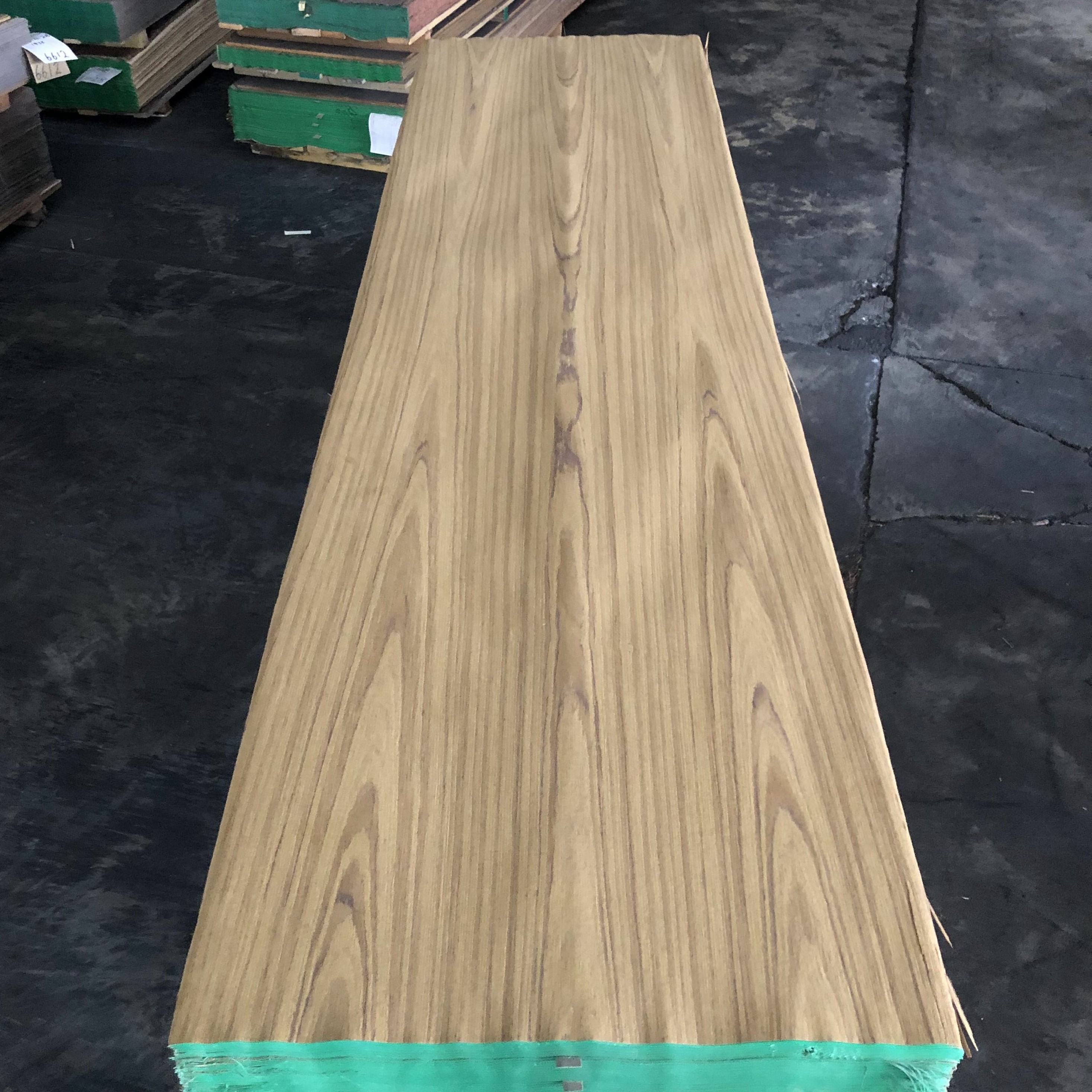 Factory Natural 0.25mm 0.3mm 0.4mm Engineered Teak Veneers Teak Wood Veneer with Competitive Price