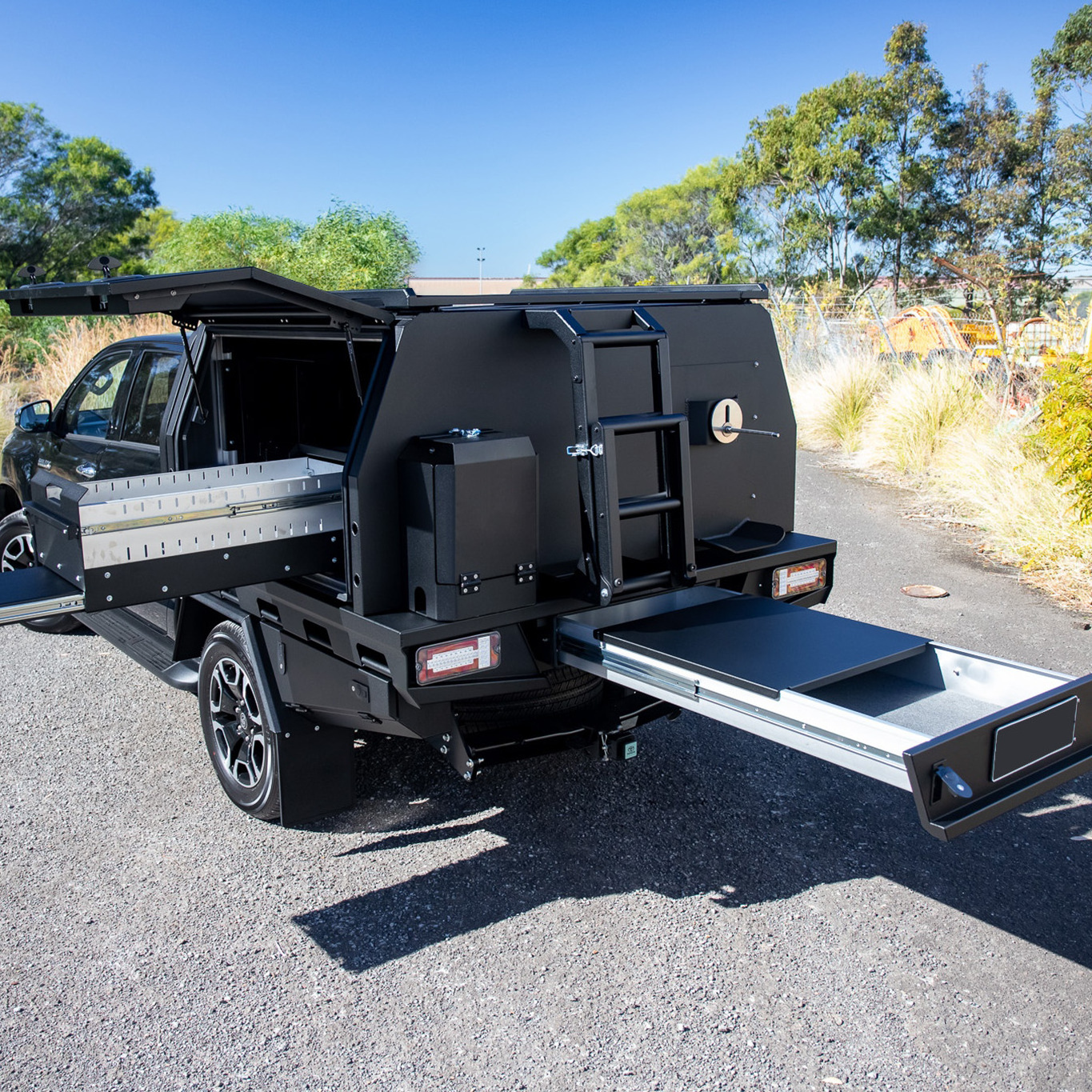 lamax dual single extra cab aluminum ute tray and canopy with dog box and toolbox for pickup truck