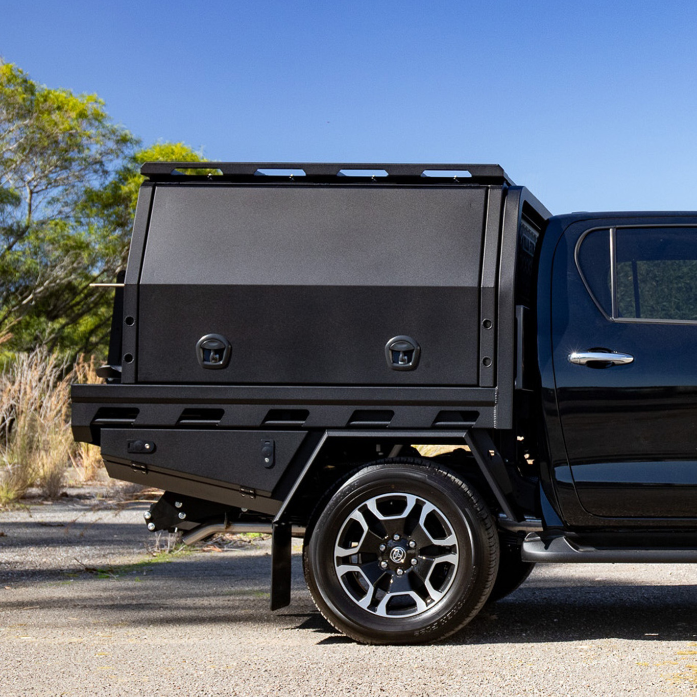 lamax dual single extra cab aluminum ute tray and canopy with dog box and toolbox for pickup truck