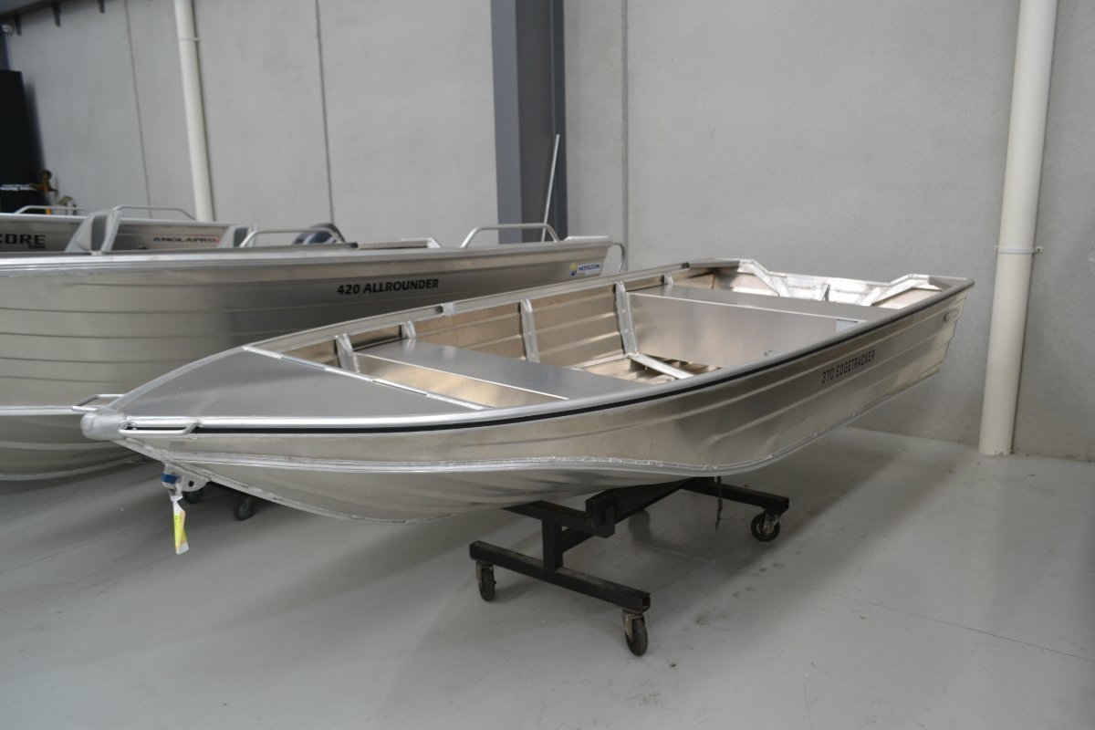 Lamax OEM  Hot sell jon boats 16ft welded aluminum small aluminum boat all welded deep v hull  aluminum boat for lake