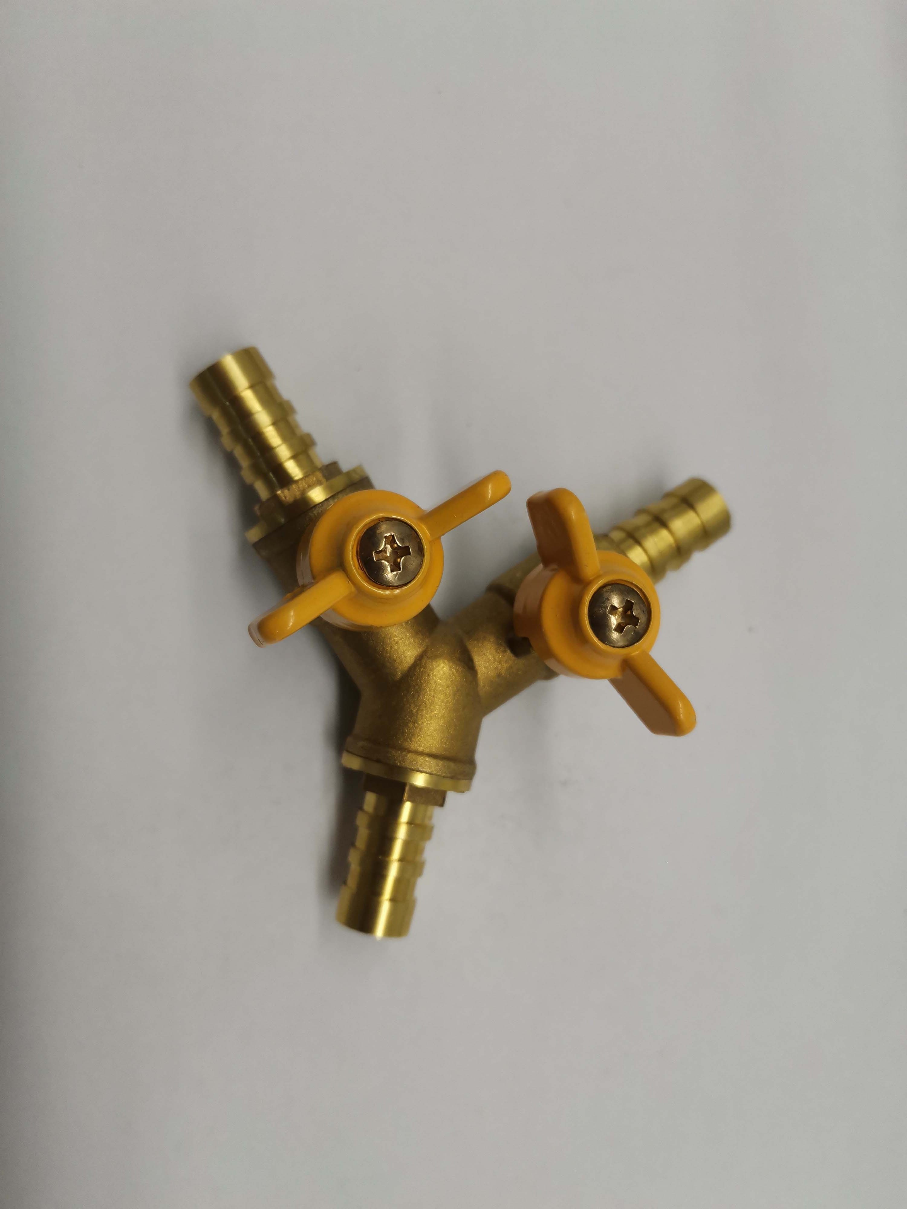 Leakproof Butterfly Handle Y-Shaped 3-Way Three Clamp Tee Triple Pagoda Thread Brass Gas Ball Valve