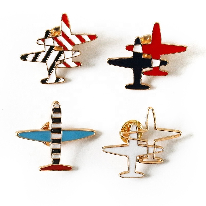 High Quality Custom Personalized Cartoon Small Plane Badge For Decoration