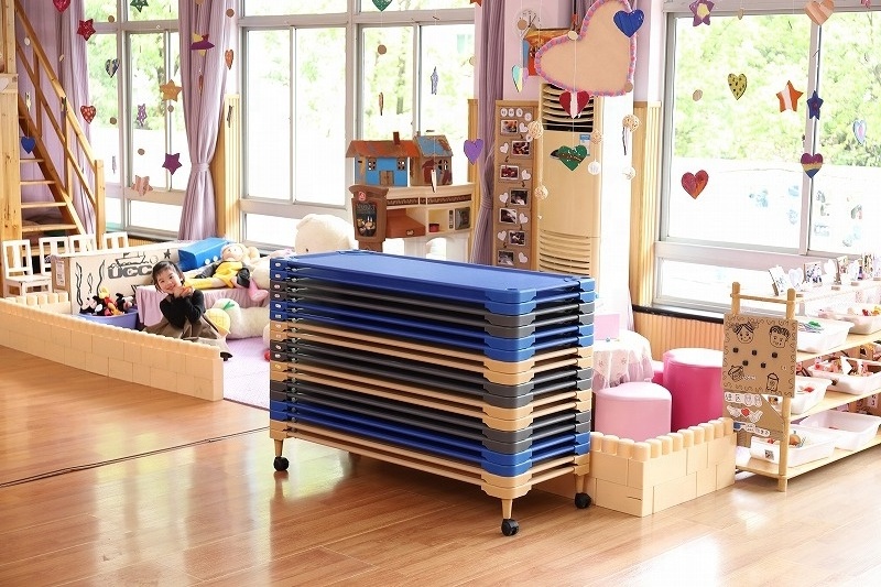 Factory directly supplies daycare preschool naptime rest cot plastic toddler bed Kindergarten stacked bed