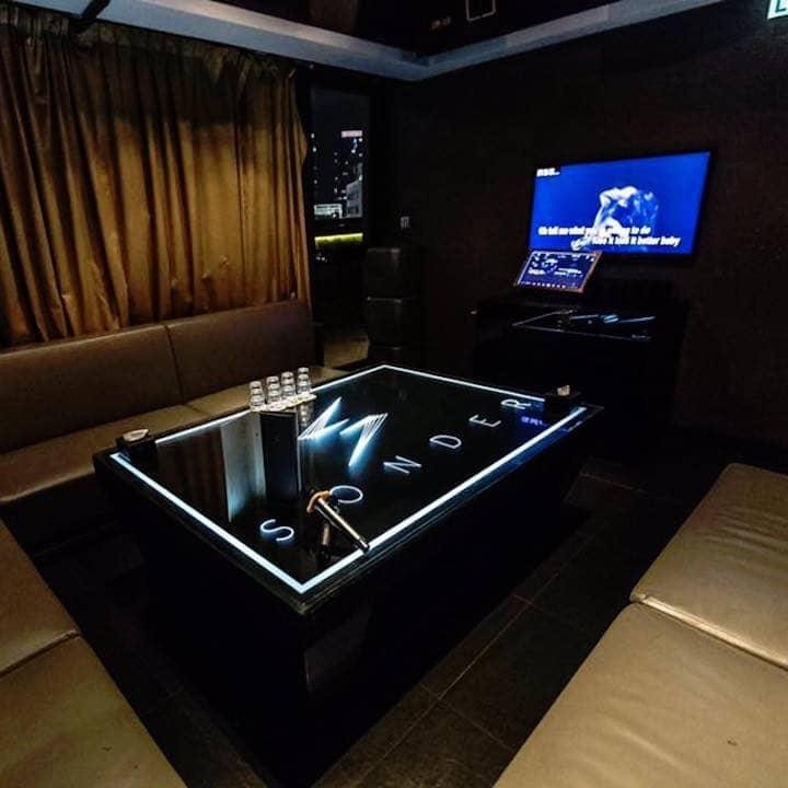 Black Matt Metal Base Lighted KTV Lounge Club Coffee Table Design