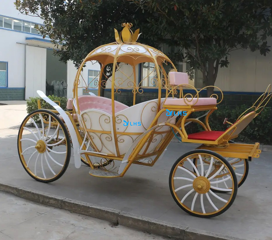 Electric classical wedding cinderella carriage/sightseeing electric horseless carriage/electric carriage cinderella on promotion