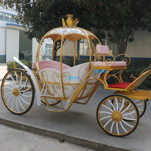 Electric classical wedding cinderella carriage/sightseeing electric horseless carriage/electric carriage cinderella on promotion