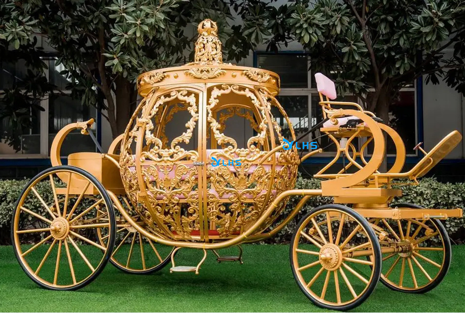 Electric sightseeing vacation car/low speed wedding electric horseless carriage/CE approved cinderella horse buggy for sale