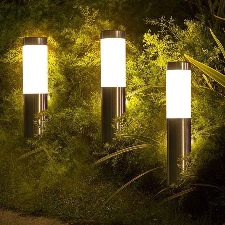 2023 Bright Outdoor Waterproof Solar Flower Pathway Post Led Color Lights for Garden