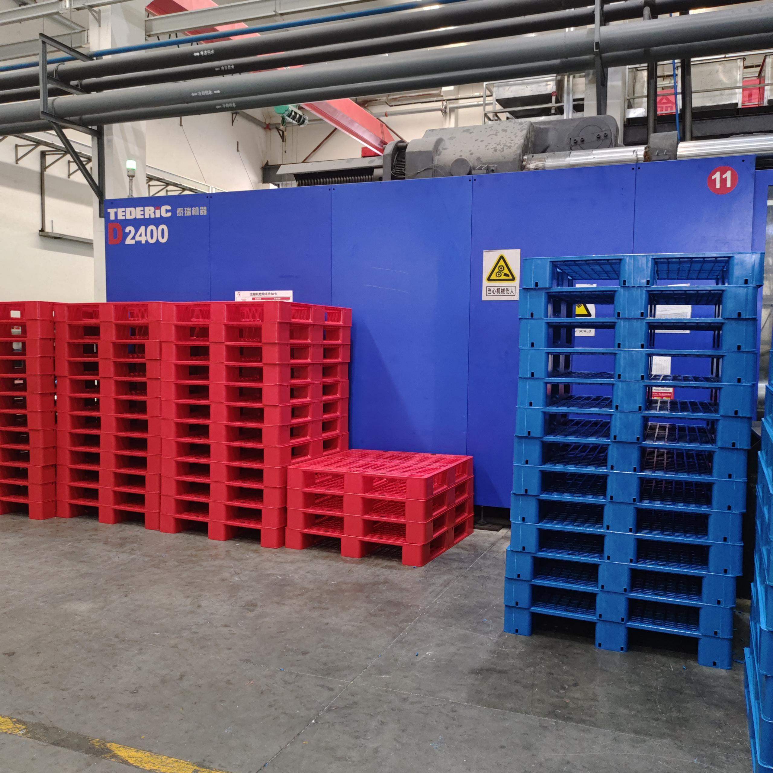 Factory wholesale Food contact material black plastic pallets for sale