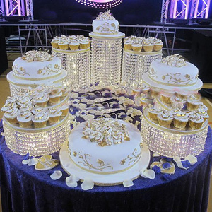 Wedding Light Luxury Cake Stands Set Romantic Acrylic Swing Cake Stand Crystal Chandelier Style Cake Stand for Party Decoration