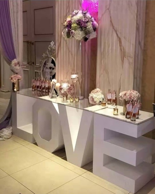 Hot Selling New Style Metal Large Baby Marquee Letter Table For Birthday Party Wedding Love Table