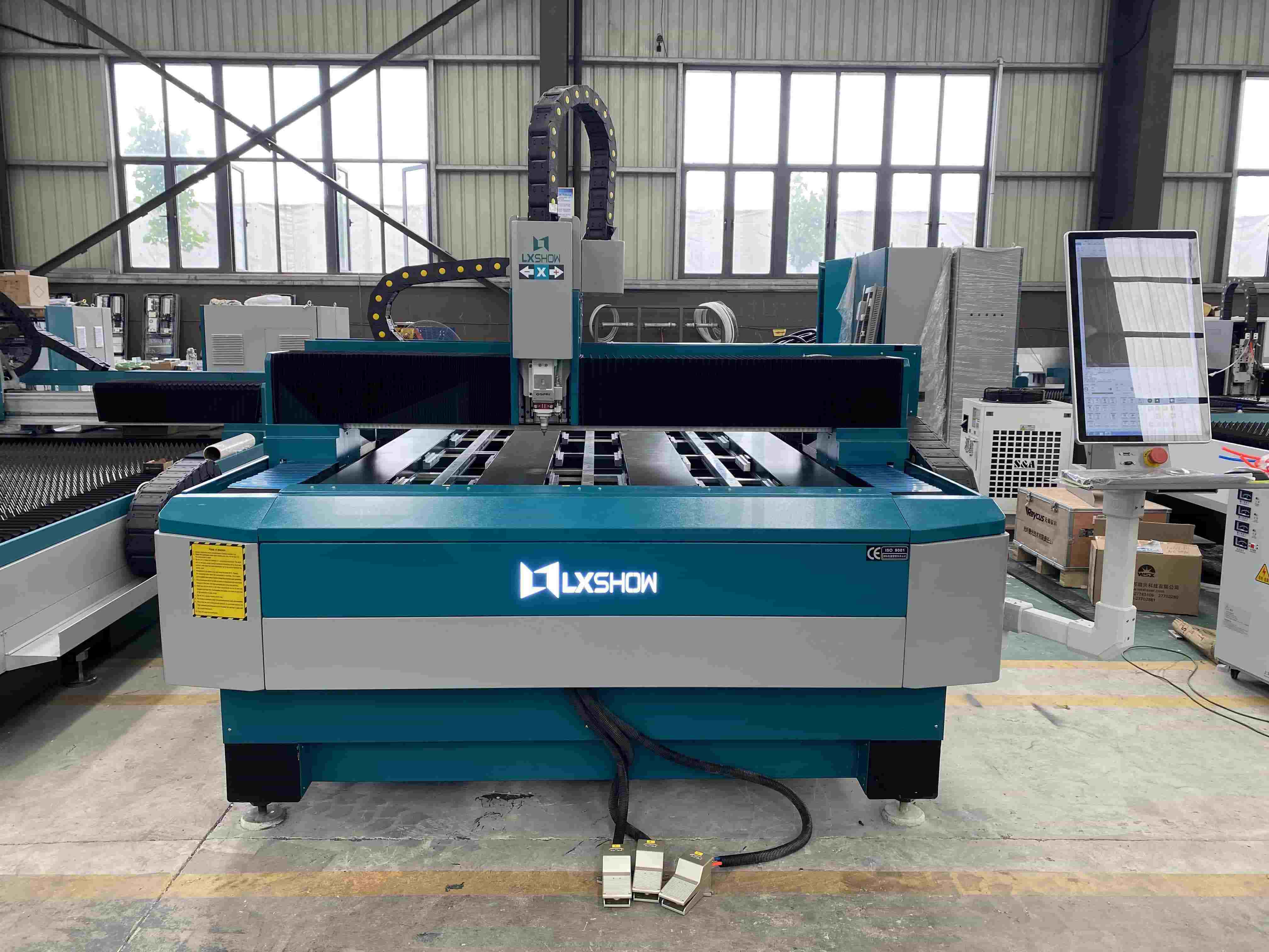 1000w 2000w 3kw fiber optic equipment cnc lazer cutter carbon metal fiber laser fsc cutting machine for stainless steel sheet