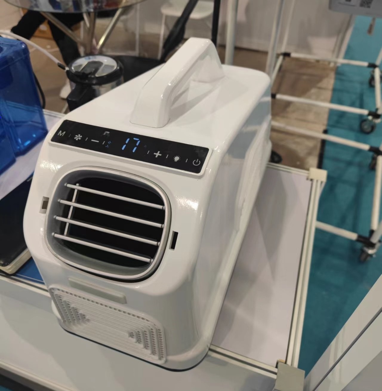 Wholesales Portable Artic Air Conditioner Cools Humidifier portable mini air cooler 12V/24V/24V parking air conditioner outdoor