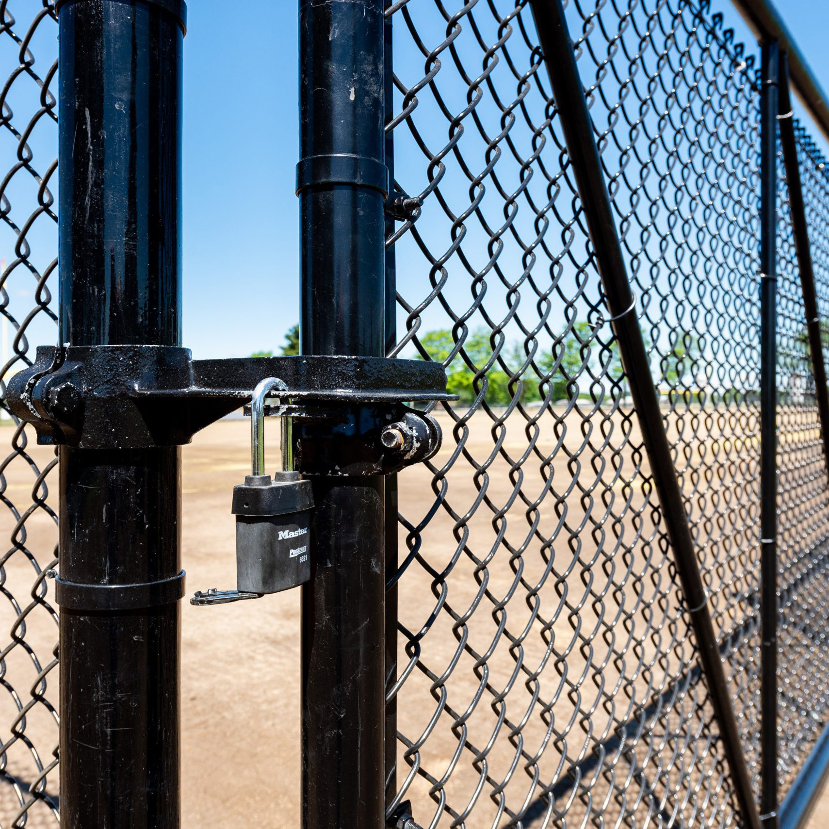 Used 8ft Chain Link Fence Green Plastic Vinyl Coated Garden Wire Mesh Fence 50ft Rolls Wholesale Used Black Chain Link Fence