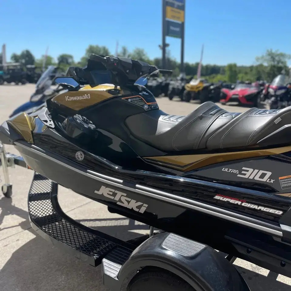 2024 KAWASAKIs JET SKI ULTRA 310LX  + free trailer