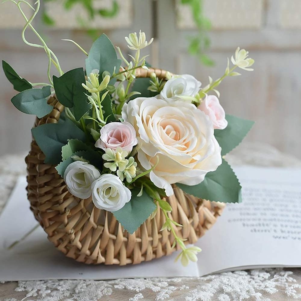 Hand-woven Wicker Willow Flower Baskets with Handles for Wedding Flower Arrangement