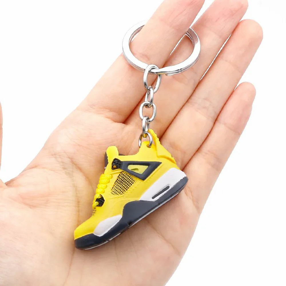 Custom Logo Souvenir Gifts Hypebeast Basketball Shoe Model Key Chains Silicone Soft Pvc Keyring 3d Mini Rubber Sneaker Keychain