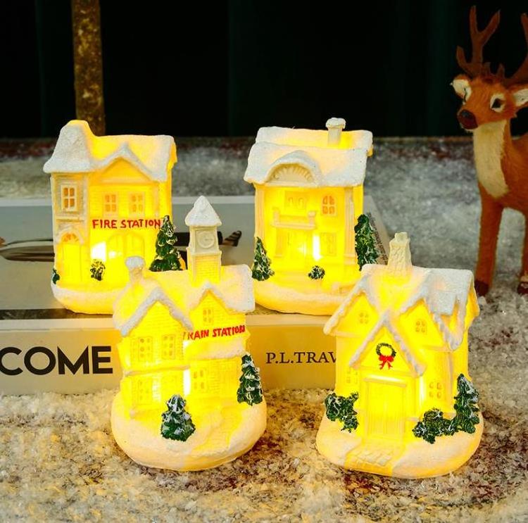 LED Christmas Ornaments Village Snow House Figurine Light Up Christmas Resin Mini Village Houses Desktop Table Decoration