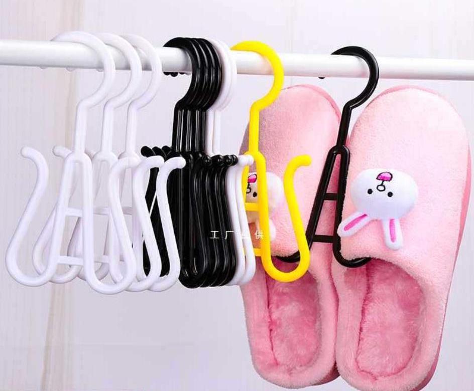 Wholesale Custom plastic display shoes hanger hook used in the supermarket  Shop antislip display slippers hangers rack