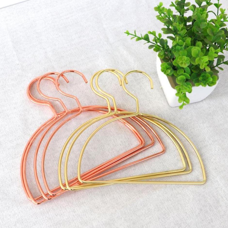 Wholesale Metal Scarf Display Ring Clothes Coat Hanger Nordic Home Hangers Outdoor Round Swivel Scarf Rack Display