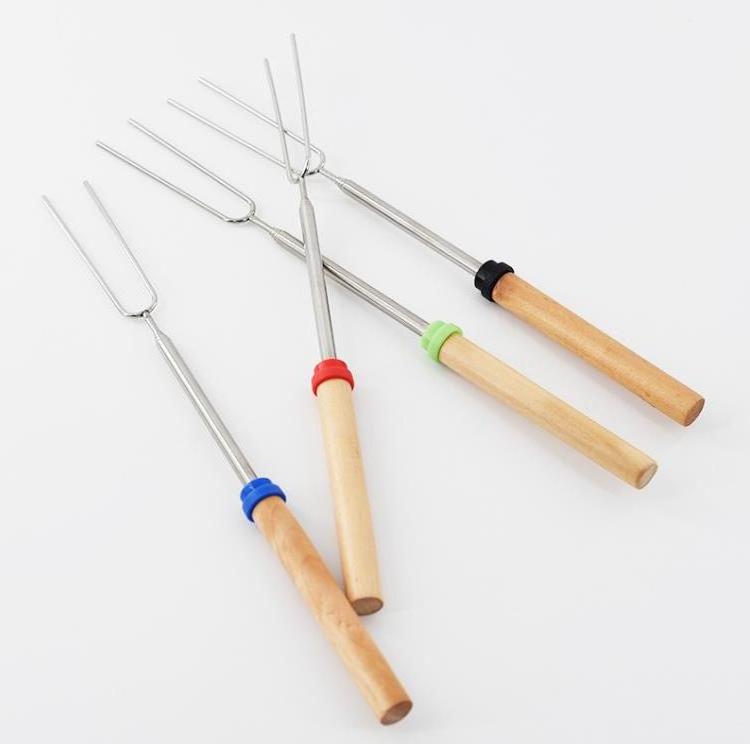 Customizable Sets Marshmallow Roasting Sticks Telescopic Smores Barbecue BBQ Stick Hot Dog Fork With Wooden Handle 31Inch