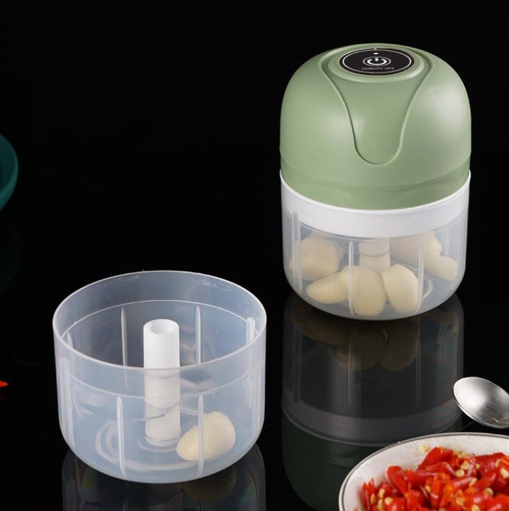 Kitchen Tool Mini Electric Garlic Chopper USB Charging Ginger Masher Machine Chili Vegetable Meat Crusher