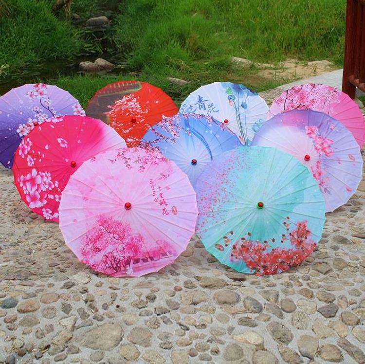 Customization Chinese DIY Craft Paper Umbrellas Ceiling Decoration Handmade Dance Props Bamboo Handle Silk Umbrella