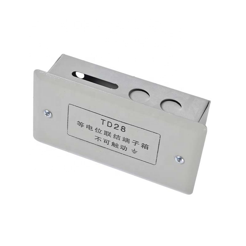 Hot Selling Waterproof Small Electrical 4-20Way Power Distribution Box